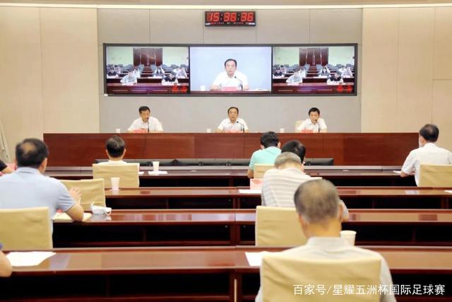 巴特勒的新造型令人耳目一新！