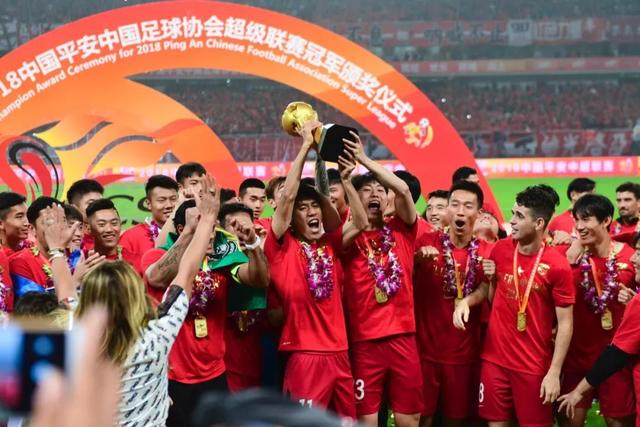 道格拉斯-科斯塔：内马尔是巴西足球史上最杰出的天才之一